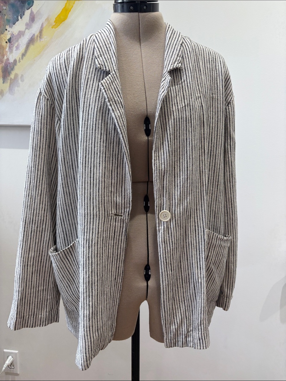Relaxed Striped Blazer Jacket - White & Black